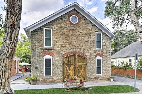 Foto 1 - Historic Laramie Condo - 3 Blocks to Downtown & UW