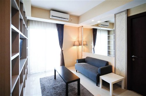 Photo 8 - Modern And Cozy 1Br At Grand Sungkono Lagoon Apartment