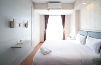 Photo 3 - Modern And Cozy 1Br At Grand Sungkono Lagoon Apartment