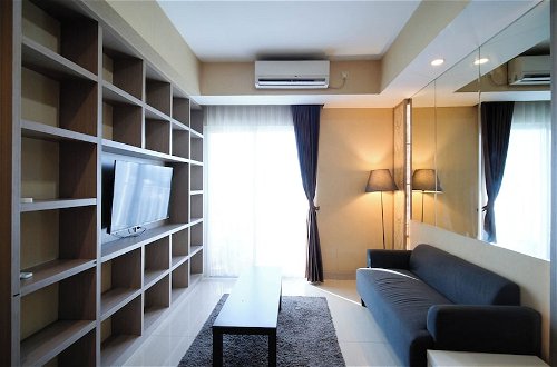 Photo 15 - Modern And Cozy 1Br At Grand Sungkono Lagoon Apartment