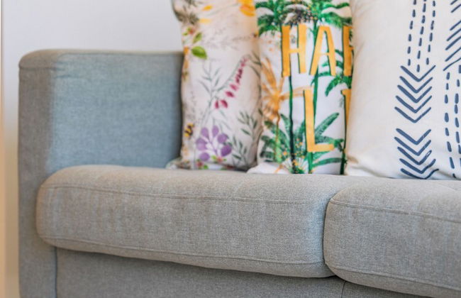 Beautiful Cityscape Views From This Urban Retreat - Photo 18