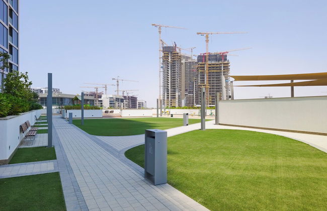 Beautiful Cityscape Views From This Urban Retreat - Photo 41