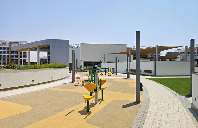 Beautiful Cityscape Views From This Urban Retreat - Photo 44