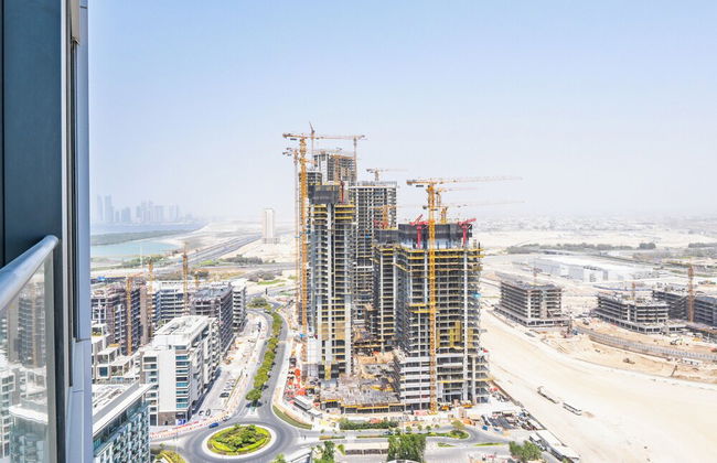 Beautiful Cityscape Views From This Urban Retreat - Photo 38