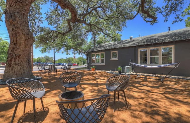 Historic Gem Near Schlitterbahn - Foto 22