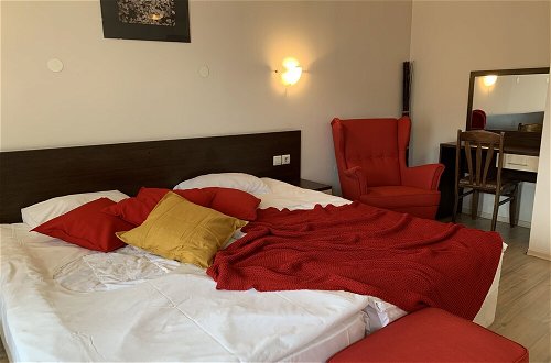Photo 3 - Banderitsa Apartment in Bansko With Queen Size bed and Kitchen