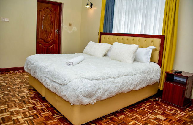 Harleys Executive Suites - Photo 4