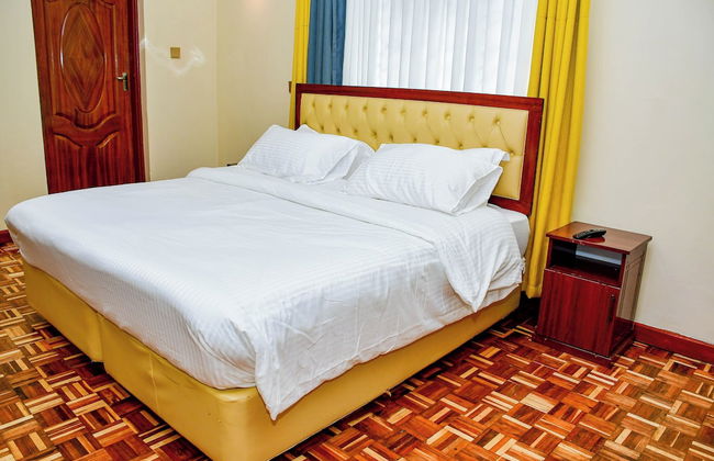 Harleys Executive Suites - Photo 3