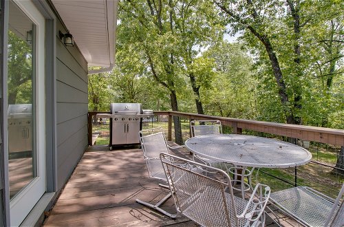 Foto 7 - Mountain Home Vacation Rental w/ Fire Pit & Deck