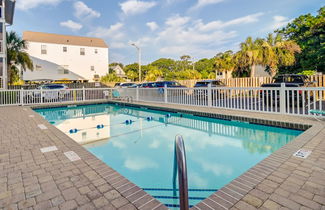 Photo 1 - Surfside Beach Condo w/ Ocean Access & Balcony