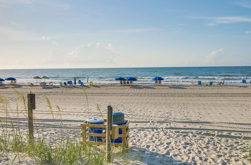 Photo 11 - Surfside Beach Condo w/ Ocean Access & Balcony