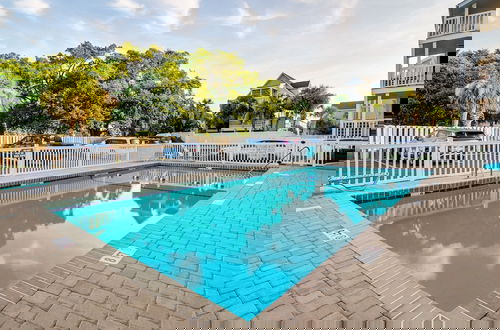 Photo 12 - Surfside Beach Condo w/ Ocean Access & Balcony