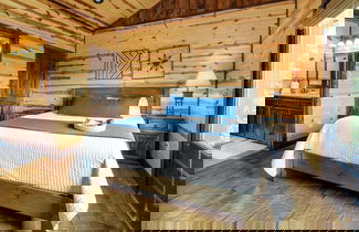 Photo 3 - Broken Bow Cabin w/ Game Room & Private Hot Tub
