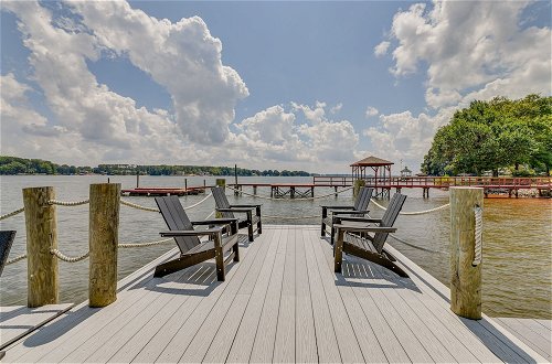 Foto 14 - Pet-friendly Lake Norman Home With Boat Dock