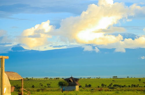 Photo 13 - Amanya Zebra 1-bed Wigwam in Amboseli