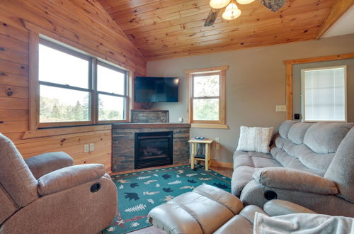 Photo 4 - Pet-friendly Iron River Cabin With Fire Pit