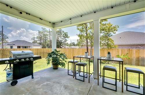 Photo 11 - Luxe Gulf Breeze Vacation Rental: Furnished Patio