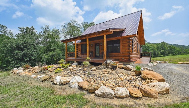 Foto 1 - Modern Willis Cabin Retreat: 24-acre Working Farm