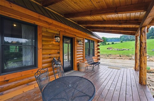 Foto 5 - Modern Willis Cabin Retreat: 24-acre Working Farm