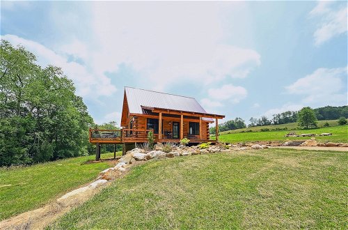 Foto 15 - Modern Willis Cabin Retreat: 24-acre Working Farm