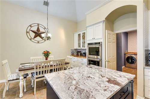 Foto 8 - Spacious Flower Mound Home in Central Location