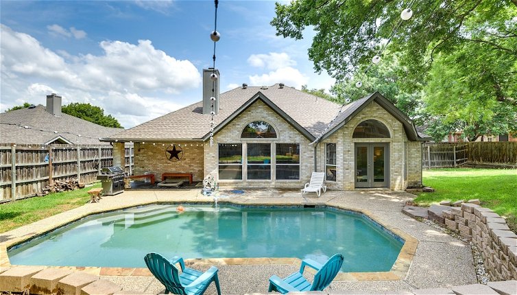 Photo 1 - Spacious Flower Mound Home in Central Location