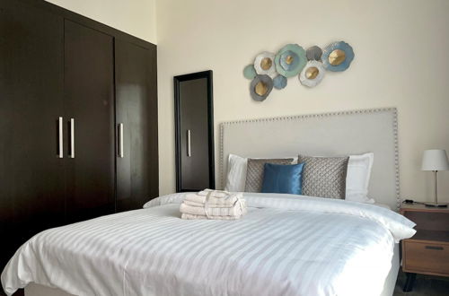 Foto 8 - Elite LUX Holiday Homes - Spacious 2BR With Direct Metro Access in Al Furjan Dubai