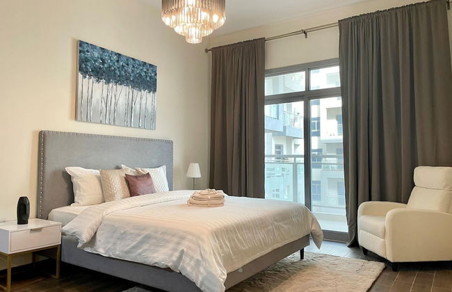 Elite LUX Holiday Homes - Spacious 2BR With Direct Metro Access in Al Furjan Dubai - Foto 2