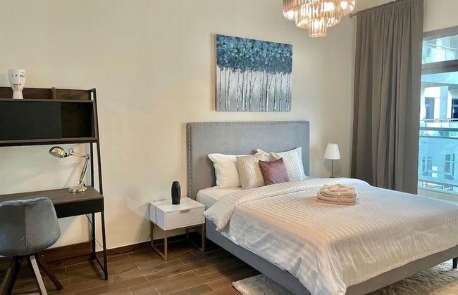 Elite LUX Holiday Homes - Spacious 2BR With Direct Metro Access in Al Furjan Dubai - Foto 3
