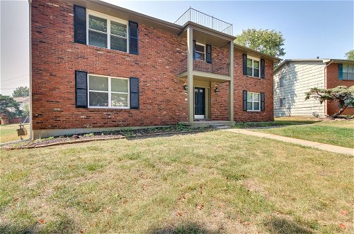 Photo 3 - Pet-friendly Overland Park Condo With Pool Access