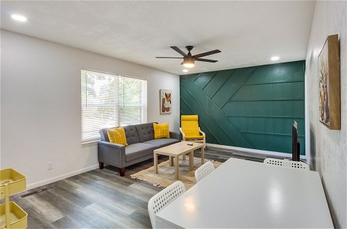 Photo 15 - Pet-friendly Overland Park Condo With Pool Access