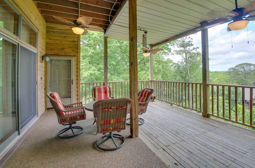 Photo 2 - Lake Ouachita Vacation Rental w/ Community Pool