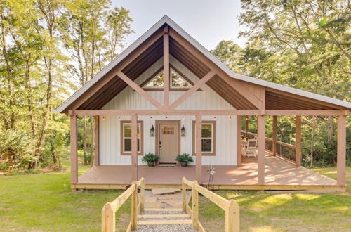 Foto 31 - Serene Kentucky Cabin w/ Fireplace + Fire Pit