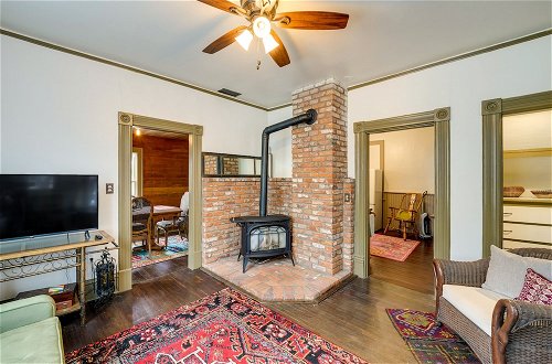 Photo 27 - Charming La Conner Vacation Home w/ Fireplace