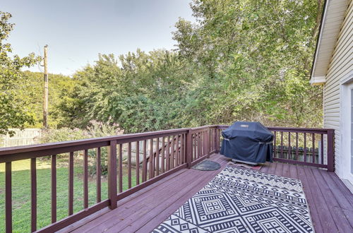 Photo 33 - Holiday Island Home w/ Screened-in Deck & Fire Pit