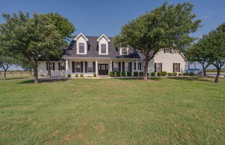 Foto 1 - Expansive Pilot Point Home w/ Fireplace