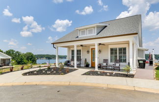 Foto 1 - Greenwood Getaway w/ Furnished Patio & Lake View