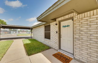 Photo 3 - Pet-friendly Edinburg Apartment With Pool Access