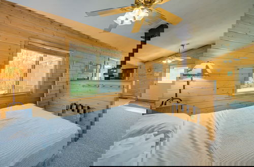 Foto 5 - Woodland Cabin w/ Fishing, ATV & Snowmobile Trails