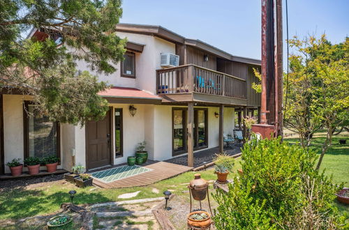 Photo 19 - Pipe Creek Escape w/ Screened-in Porch & Hot Tub