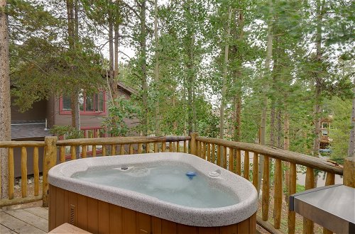 Photo 4 - Rustic Breckenridge Home w/ Hot Tub & Ski Shuttle