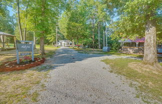 Photo 3 - Idyllic Camden Hideaway 1 Mi to Kentucky Lake