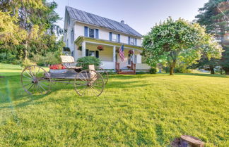 Photo 1 - Hop Bottom Home w/ Private Yard & Fire Pit