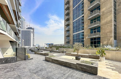 Foto 29 - WelHome - Contemporary 1BR in Binghatti Canal & Burj Views