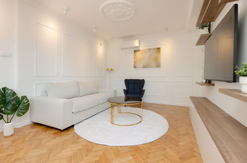 Photo 27 - Apartment in the City Centre by Renters