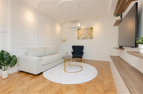 Photo 9 - Apartment in the City Centre by Renters