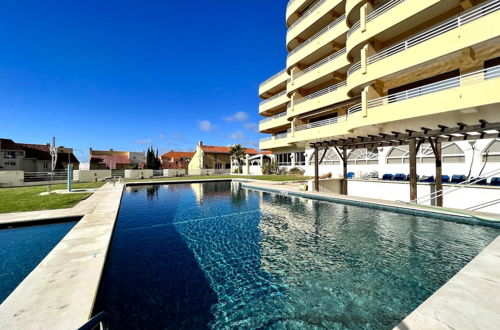 Photo 2 - Vilamoura Marina MAR 1 With Pool by Homing