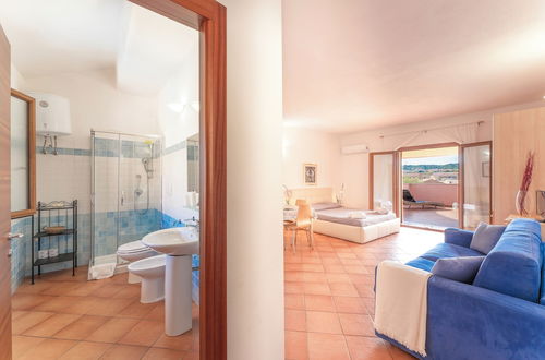 Photo 9 - Relaxing Cristal Blu Studio Sleeps 4 Persons