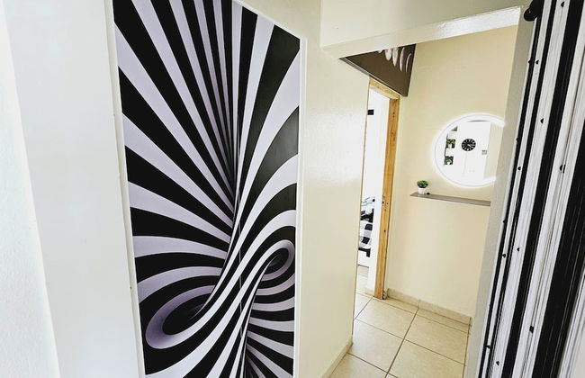 Cozy and Modern Apartment Black & White With Jacuzzi on Terrace - Foto 40