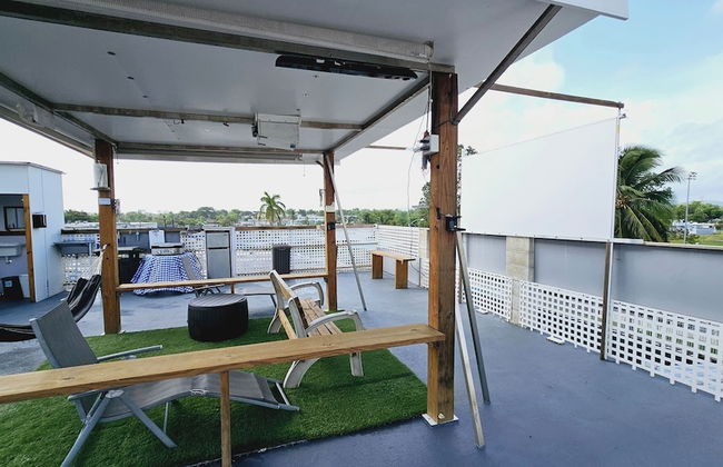 Cozy and Modern Apartment Black & White With Jacuzzi on Terrace - Foto 64